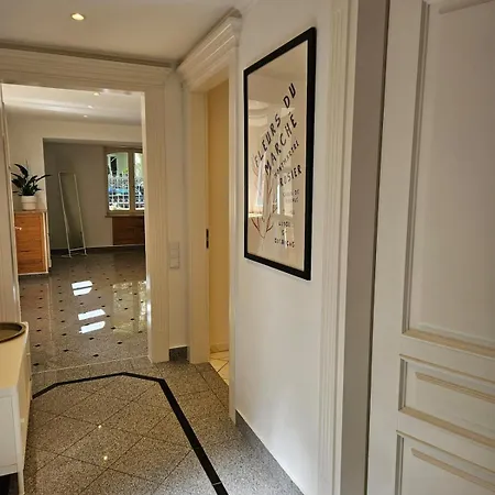 Apartmán City-apartment In Altbauvilla