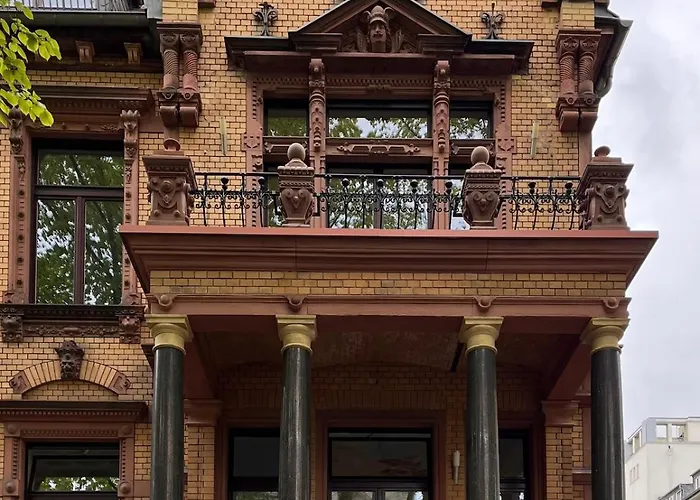 City-apartment In Altbauvilla * Niederdorla